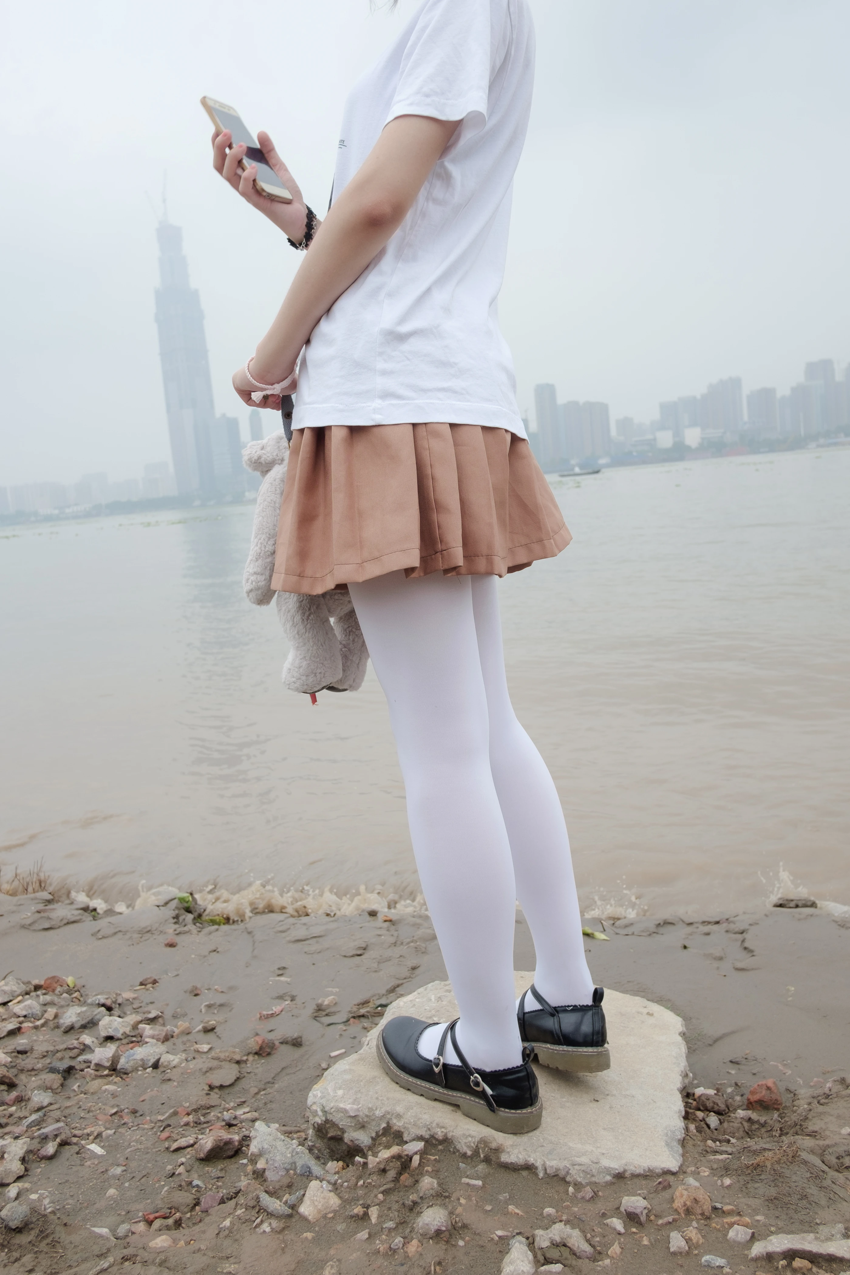 森萝财团 [BETA-004] 高中女生JK白丝外拍 [113P]插图3